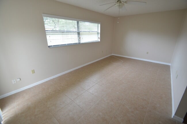 Photo - APOPKA: Seminole County Schools! AVAILABLE JULY 16th!