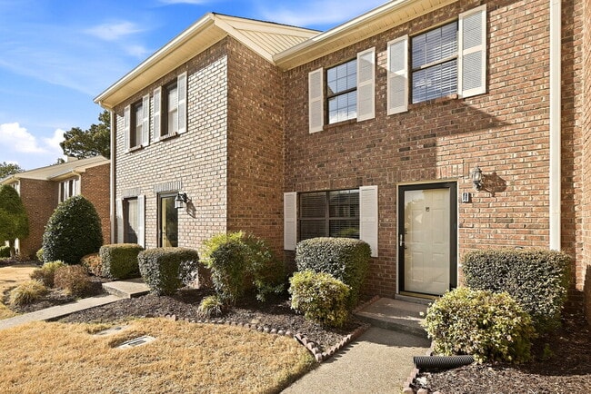 232 Thistle Ln