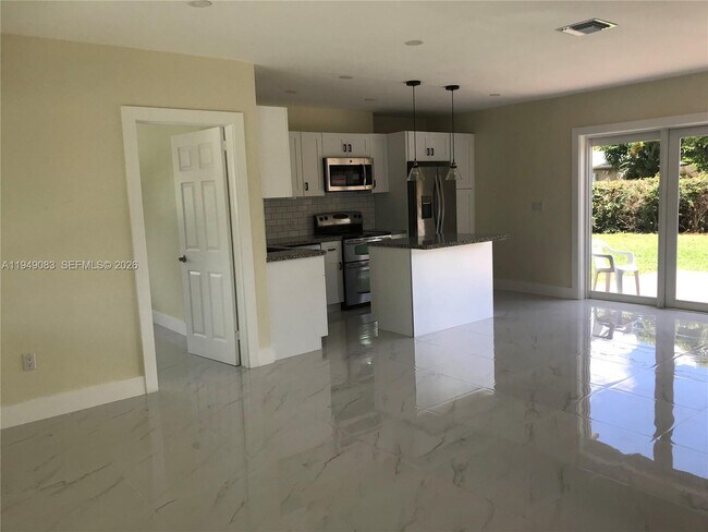 Photo - 6851 SW 48th Terrace