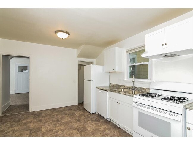 Photo - 250 N Irving Ave