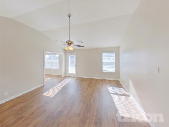 Photo - 3107 Donard Ct