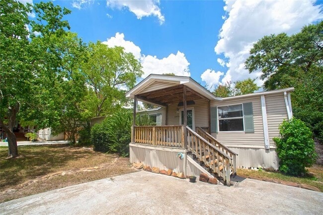 Photo - 16495 Taurus Ct House