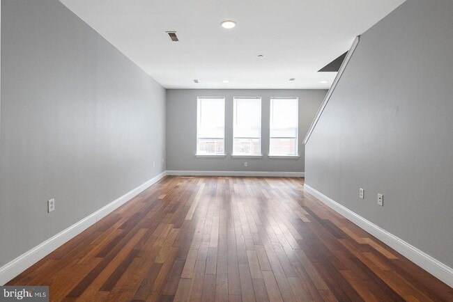 Photo - 1940 N Gratz St Unit 2