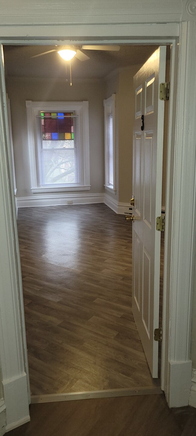 Fotografía del edificio - 322 Campbell St Unidad Campbell Street