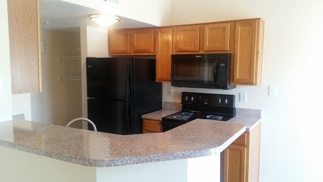 Building Photo - Forest Park Rental