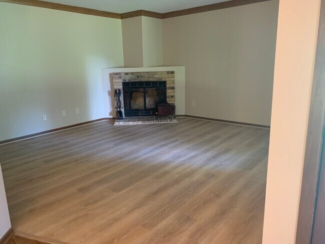 Photo - 3590 Blue Jay Way Unit 106