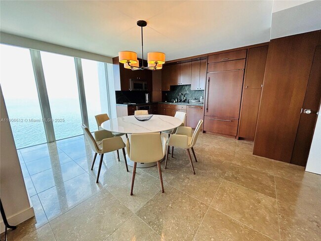 Photo - 881 Ocean Dr Unidad 26B