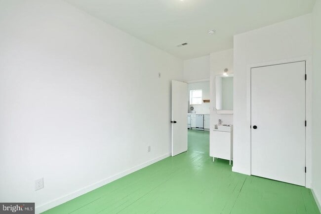 Photo - 2329 Frankford Ave