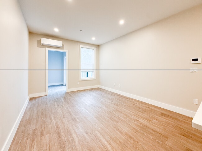 58 River St Unit 8