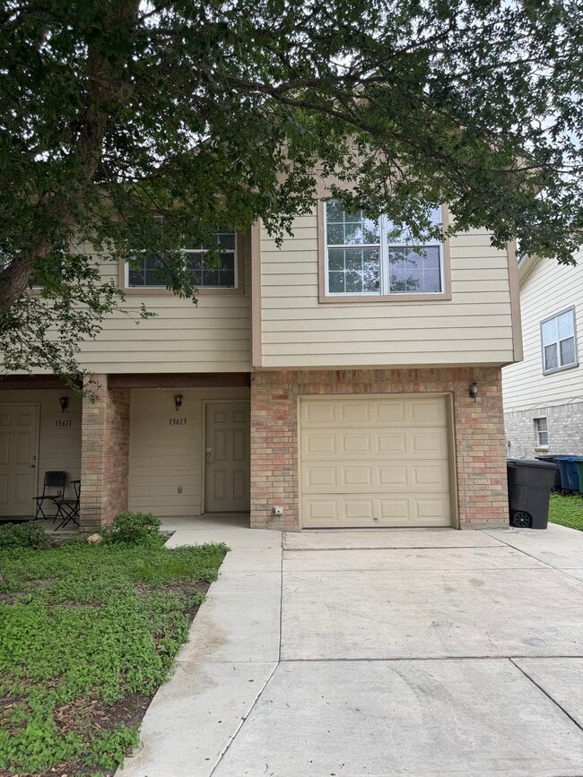 Building Photo - 13613 Woodstone Way