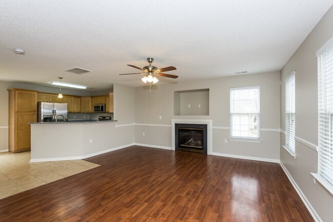 Photo - 7920 Trotter Rd