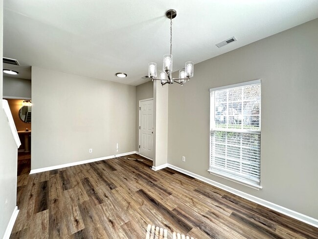 Photo - Completely renovated home located in Five ...
