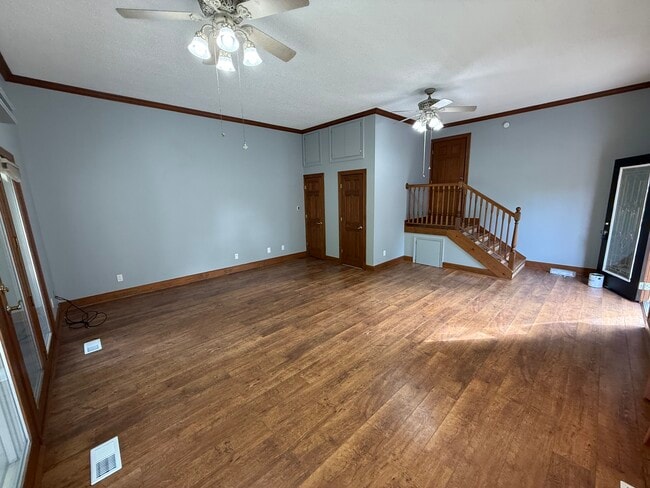 Photo - 5268 Fenton Rd