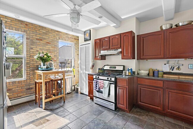 Photo - 43 Coles St Unit 3
