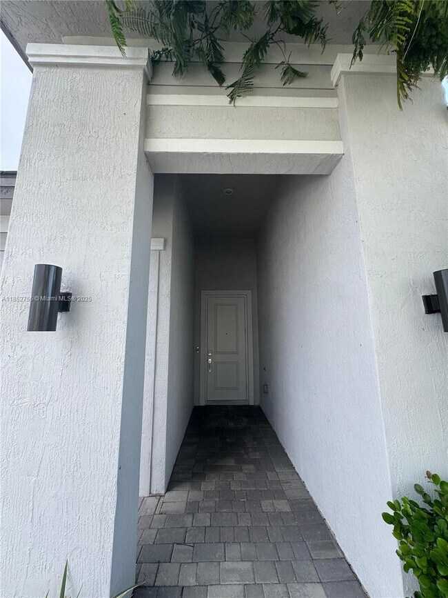 Photo - 4398 SW 173rd Ave