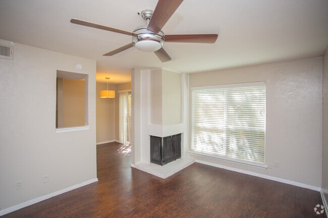 2BR, 1.5BA - 1164SF - Brilliant