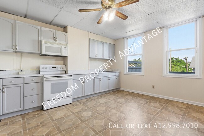 Photo - 301 Linnview Ave