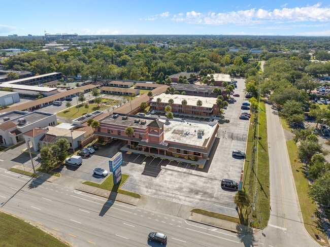 Colonial Drive Apartments