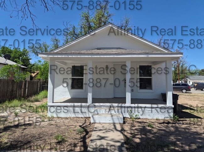 Building Photo - 613 N.Guadalupe St.