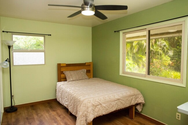 Photo - 592 Kaupakalua Rd