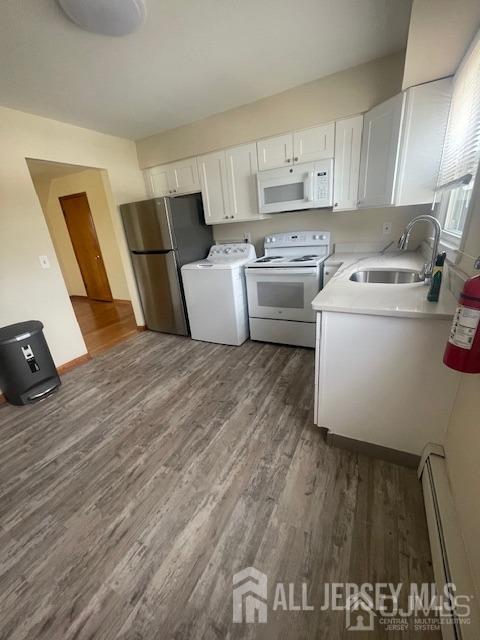 1160 Roosevelt Ave