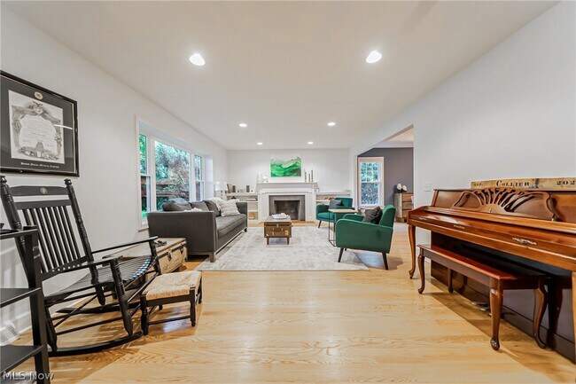 Photo - 500 Bradley Rd