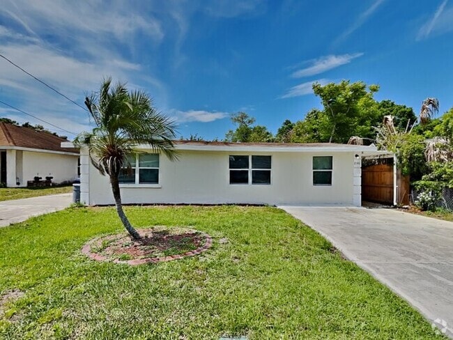 Building Photo - 3Bed/2Bath Home in Sarasota