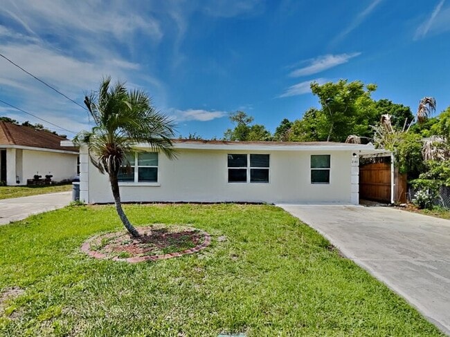 Building Photo - 3Bed/2Bath Home in Sarasota
