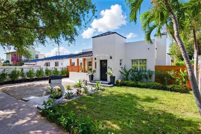 Photo - 1363 Biarritz Dr