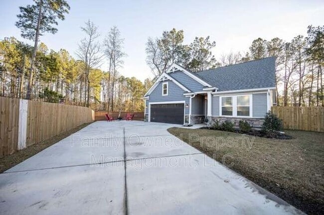 Photo - 225 Whirlaway Dr