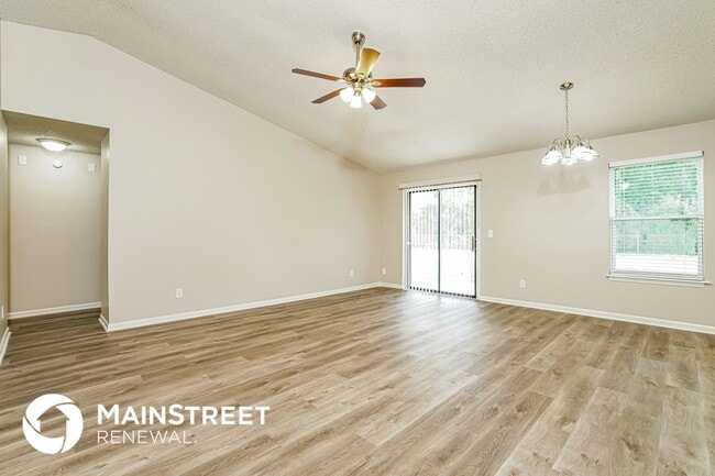 Photo - 1878 Shannon Lake Dr