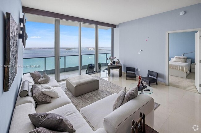 Building Photo - 1331 Brickell Bay Dr Unit 2909 Rental