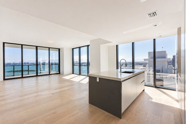 Building Photo - 788 NE 23rd St Unit 3001