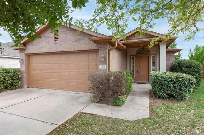 Building Photo - 906 Aiken Dr Rental