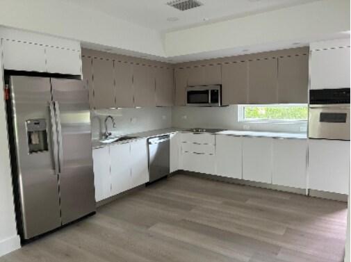 816 84th St Unit 4