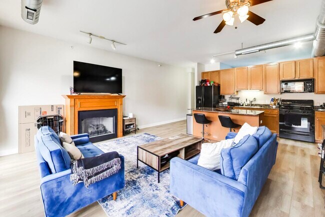 Photo - 1200 W Monroe St Unit 315
