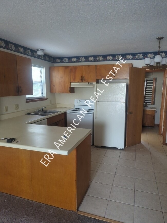 Photo - 130 Hampton Dr