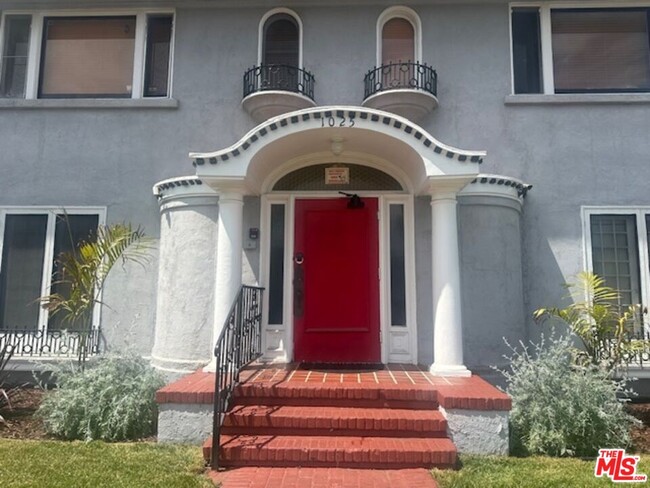Photo - 1025 Locust Ave Apartment Unit 1