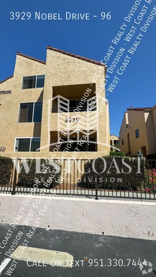 Building Photo - Gorgeous 2-bed/2-bath Condo in a Gated Com...