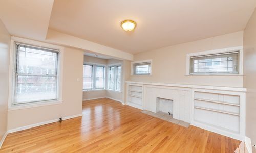 Photo - 7505 N Greenview Ave Unidad 09 1