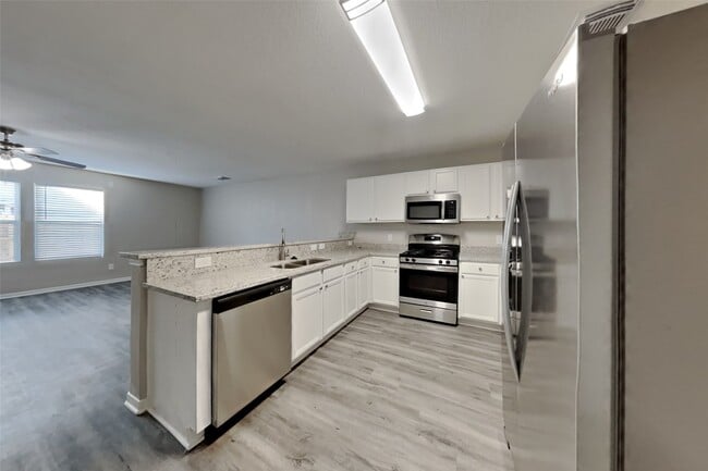 Photo - 5047 Lamppost Hill Ct