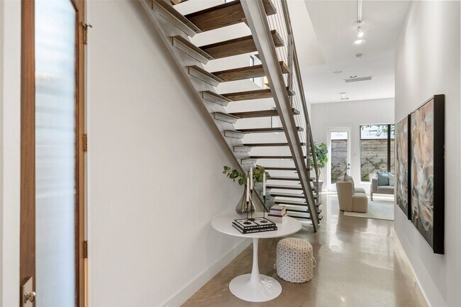 Photo - 316 Birdsall St