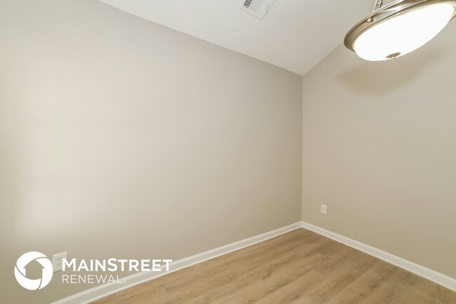 Photo - 320 Buffington Dr