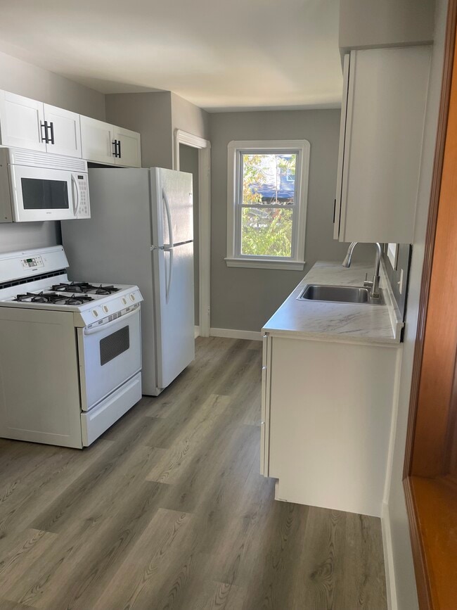 Photo - 2850 Northglen Dr