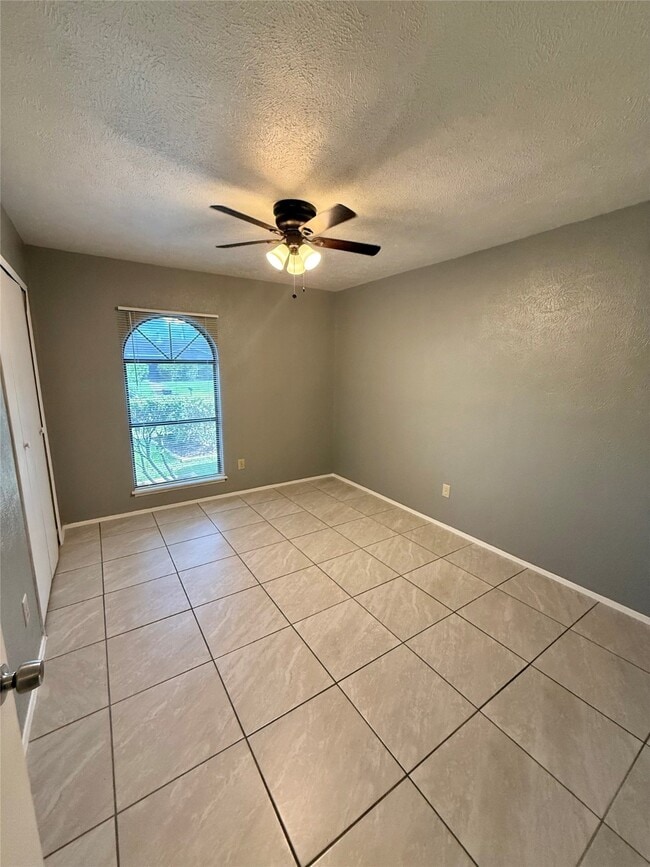 Photo - 14650 Lourdes Dr