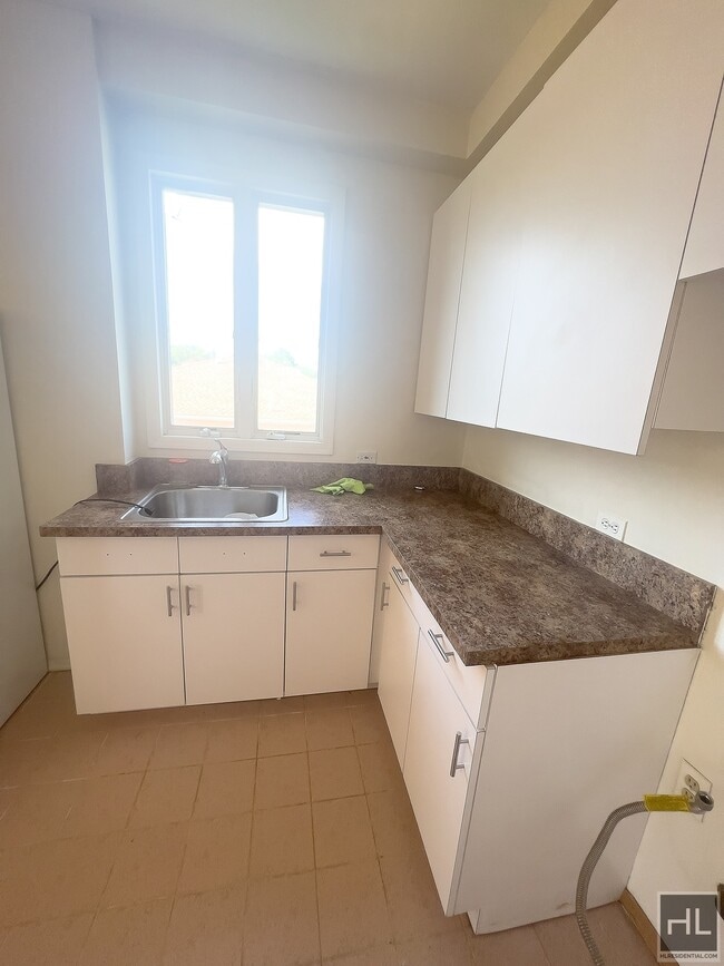 DRUMGOOLE ROAD WEST Apartment Unit 1 Staten Island, NY