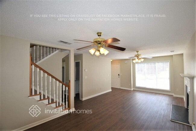 Photo - 1011 Crown River Pkwy