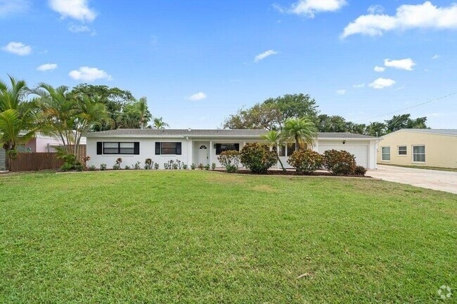 Building Photo - 470 Watts Way Rental