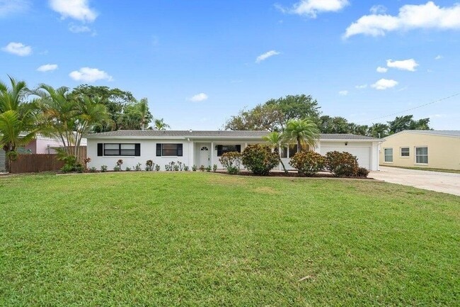 Building Photo - 470 Watts Way Rental