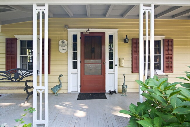 Photo - 83 Linden Ave